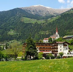 Hotel Wiesenhof (San Leonardo in Passiria)