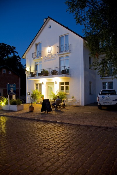 Hotel Lauterbach (Meclenburgo-Pomerania Occidentale)