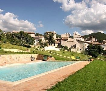 Hotel Le Logge di Silvignano Historic House (Campello sul Clitunno)