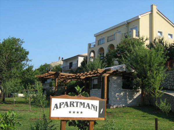 Hotel Apartments Laura (Senj)