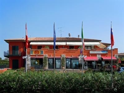 Hotel La Maison Du Port (Lazise)