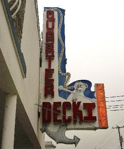 QUARTERDECK MOTEL (Wildwood)