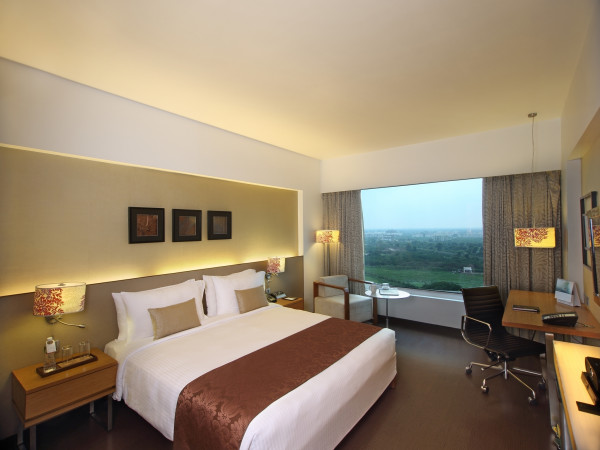 Hotel Fortune Select SG Highway Ahmedabad