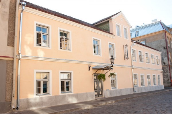 OldHouse Hostel (Tallinn)