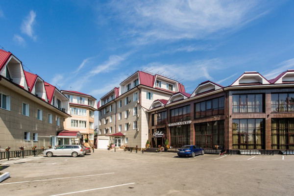 Hotel Lazurny Bereg (Irkutsk)