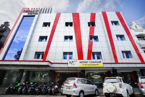 Hotel ZEN Rooms Near Mitra Raya (Batam Centre)