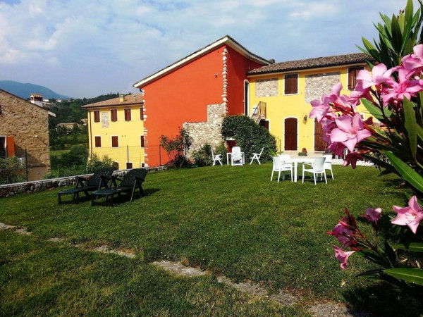 Hotel Residence Corte del Bosco (Costermano)