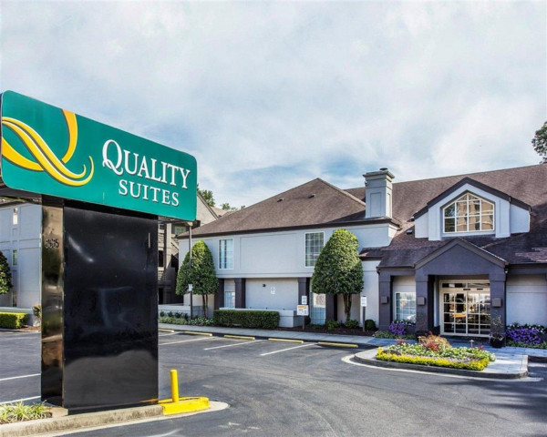 Hotel Quality Suites Buckhead Village (Atlanta)