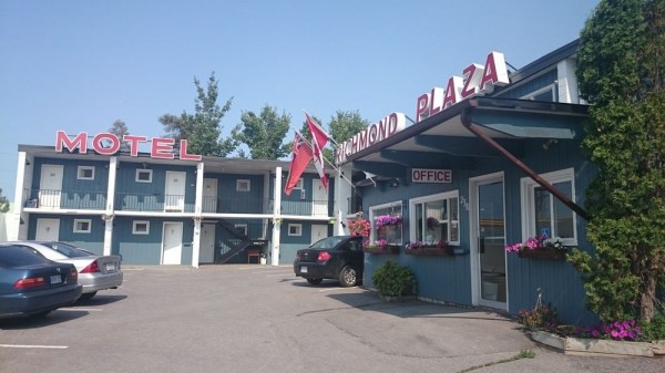 Richmond Plaza Motel (Ottawa)