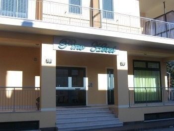 Pino Hotel (Falerna)