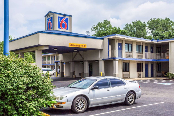 MOTEL 6 EVANSVILLE (Indiana)