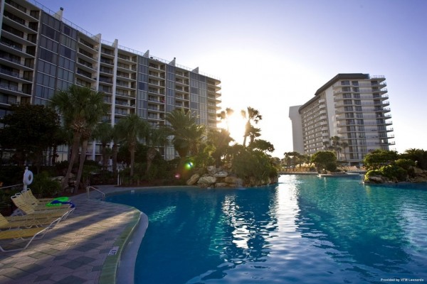 EDGEWATER BEACH AND GOLF RESORT (Panama City)