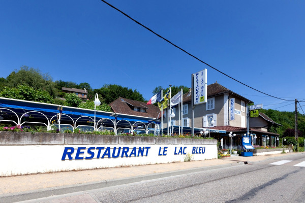 Hotel le Lac Bleu Logis (Charavines)