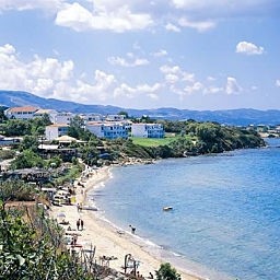 Zakynthos store planos beach