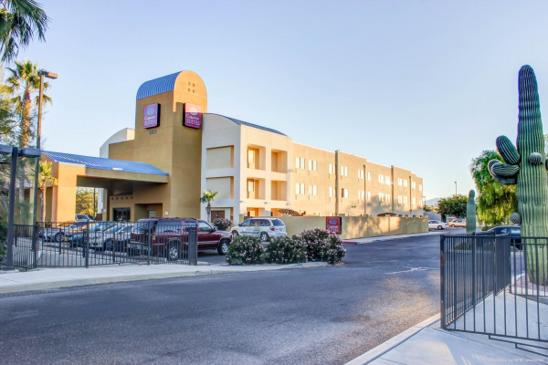 Hotel Comfort Suites Airport (Tucson)
