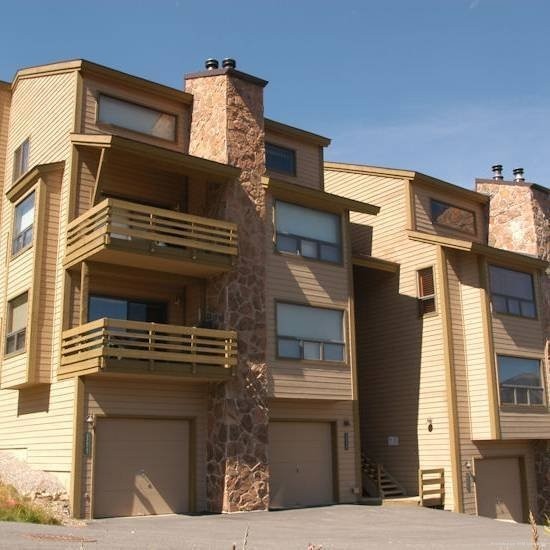 BEAVERHEAD BY RESORT PROPERTY MANAGEMENT (Big Sky)