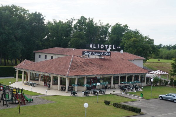 Hotel Aliotel (Cazères-sur-l'Adour)